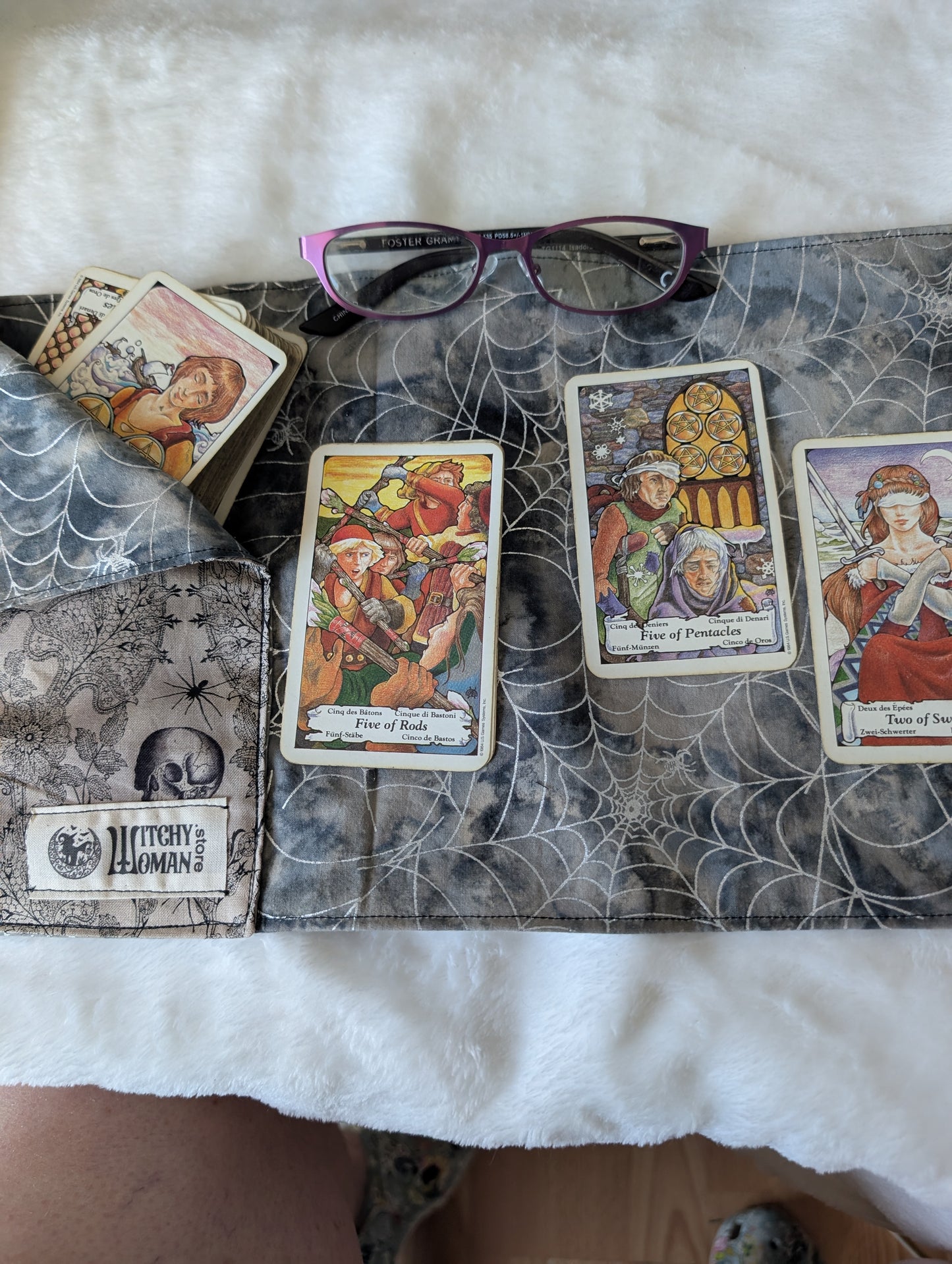 Spider and Skull Tarot Wrap, secret pocket