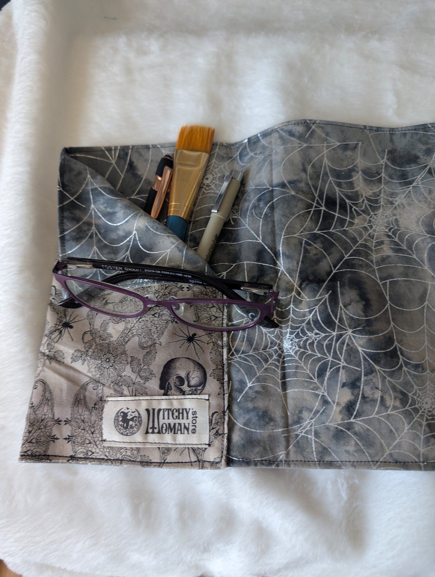 Spider and Skull Tarot Wrap, secret pocket